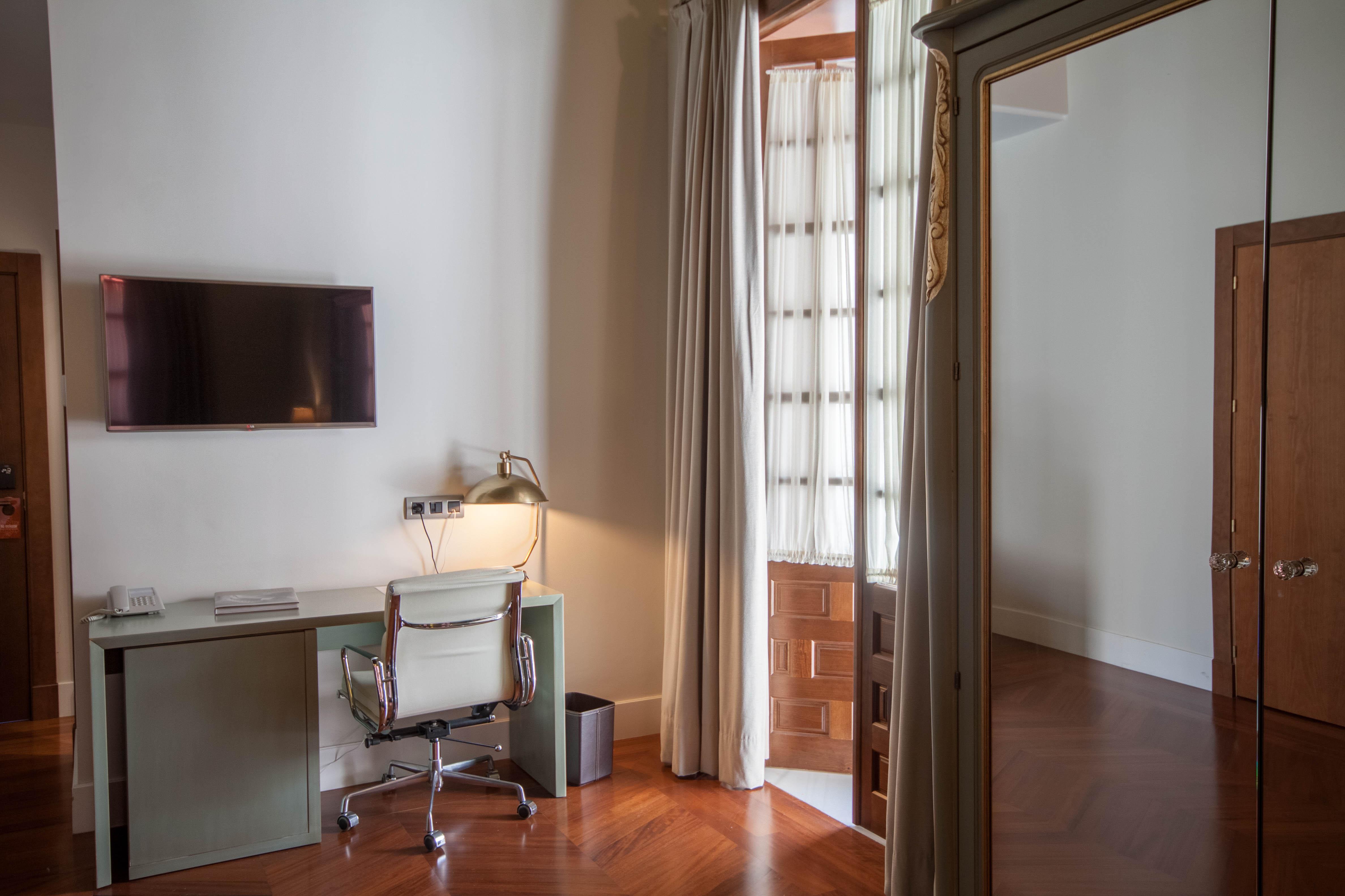 Palacio Pinello (Adults Only) Seville Ngoại thất bức ảnh